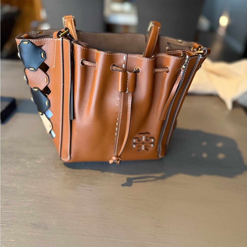 Tory Burch McGraw Die Cut Dragonfly bag and wallet.